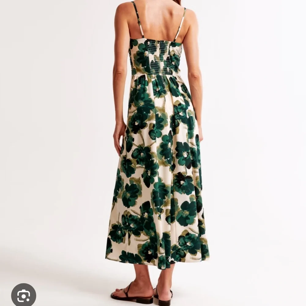 NWOT Abercrombie & Fitch Green and Cream Dress - Picture 2 of 6